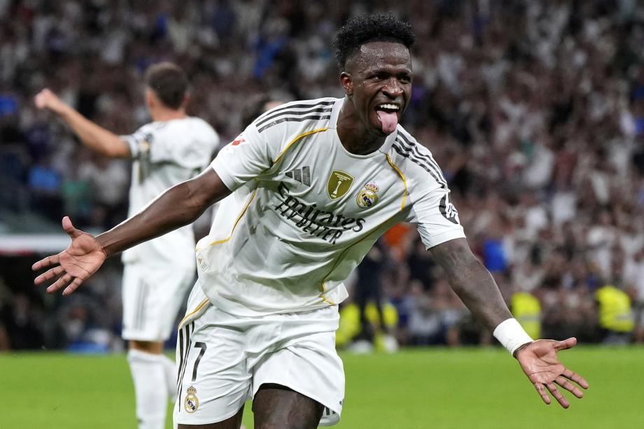 中甲为舞台 中甲为舞台